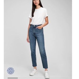Gap Sky High Rise Distressed Cheeky Straight Jeans with Washwell NWT